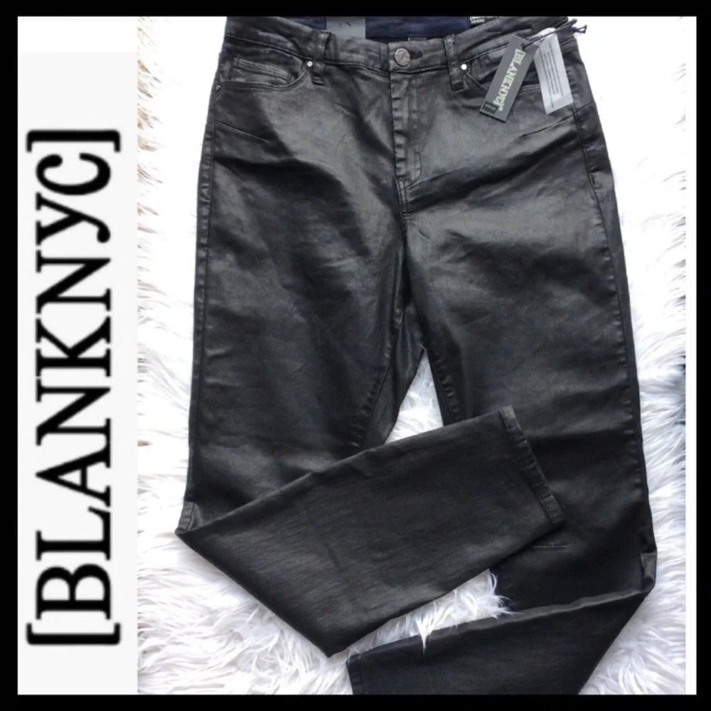 NWT [BLANKNYC] The Bond Skinny Jean